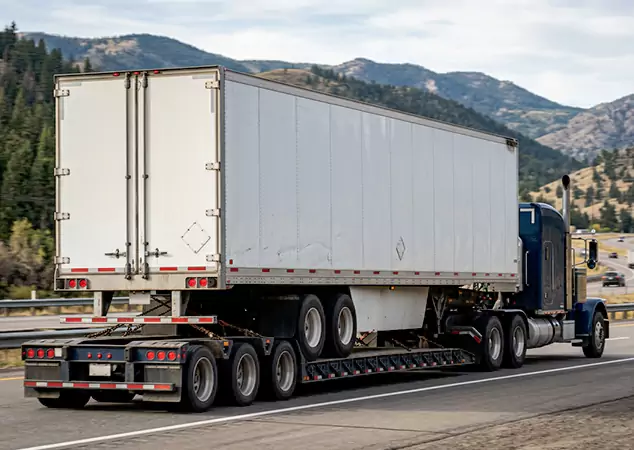 Why Choose Chicago Heavy Hauling Over Other Trailer Shipping Companies in Chicago, IL?